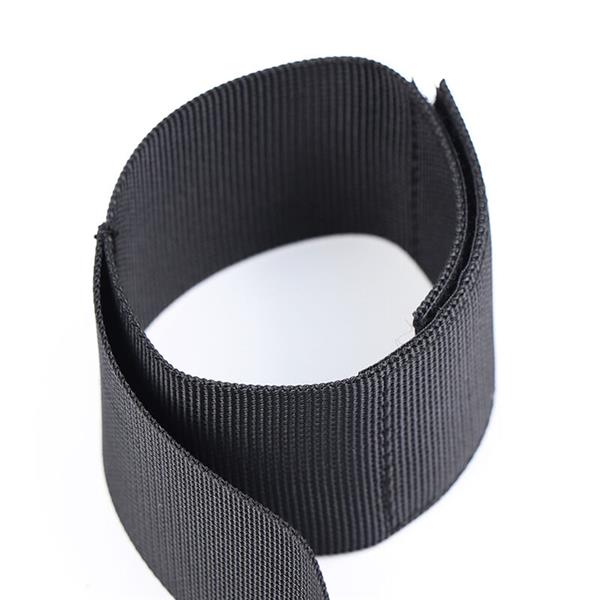 WRIST HANDCUFFS AND NYLON COLLAR