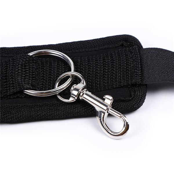 SUCTION CUP WRIST RESTRAINTS