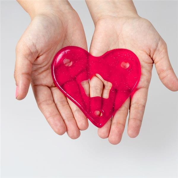 STRAWBERRY GUMMY THONG