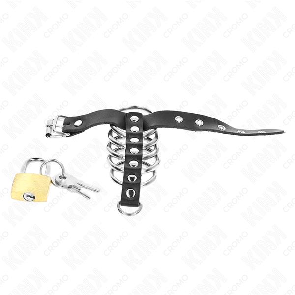 KOŽNI PENIS PRSTEN S TRAKOM ZA ZAKLJUČAVANJE 21 X 2 CM I 5 METALNIH PRSTENOVA OD 3 CM DO 4 CM