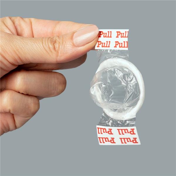 PULL LATEX FREE CONDOMS WITH STRIPS 3 UNITS