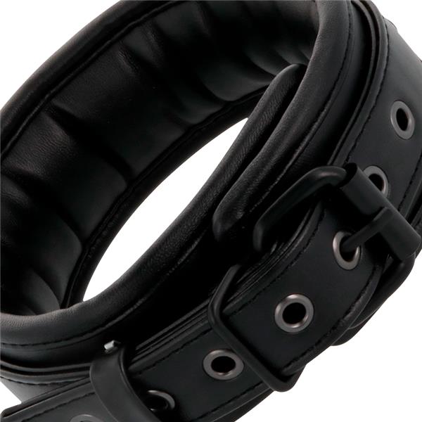 BLACK NECKLACE WITH CHAIN