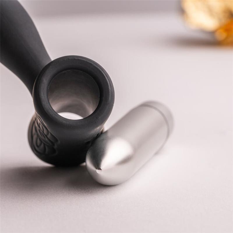 PETITE SENSATIONS TEAZER ANAL PLUG VIBRATOR ČRNA