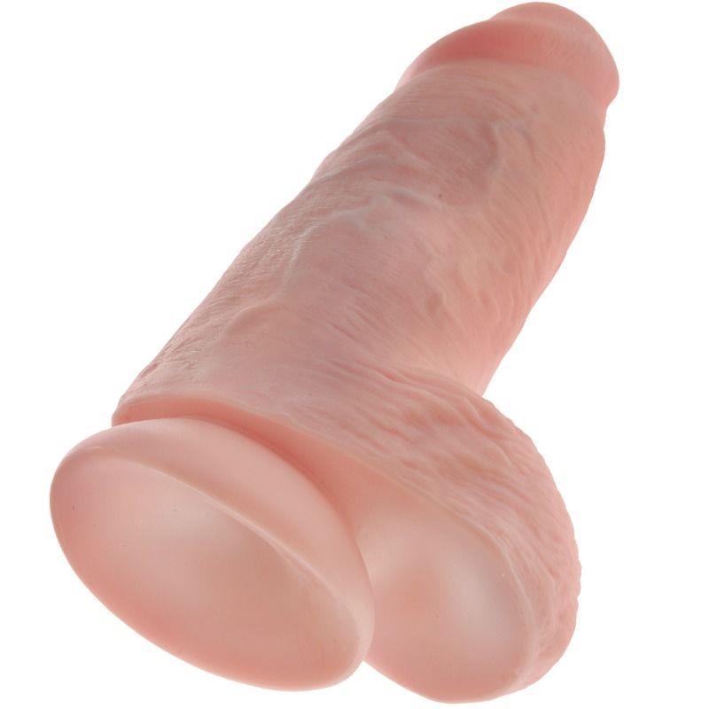 REALISTIČNI PENIS CHUBBY 23 CM