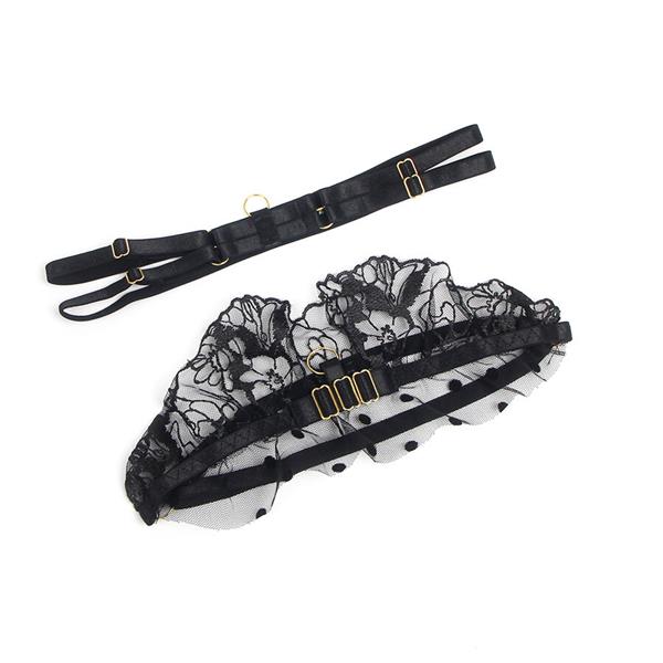 957483 ČIPKASTI GRUDNJAK I PANTY SET CRNI S/M