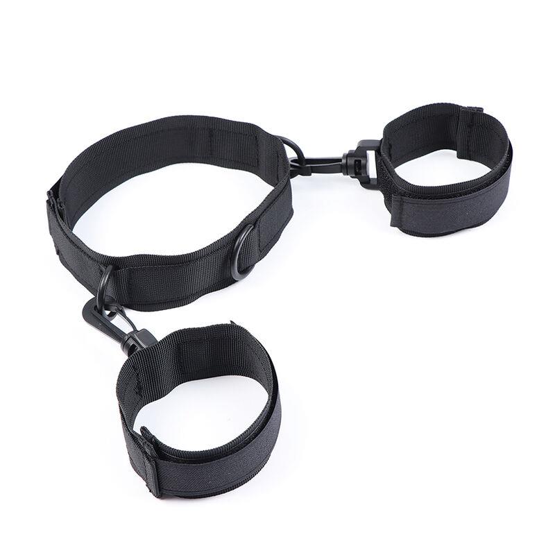 NYLON HANDCUFFS AND COLLAR