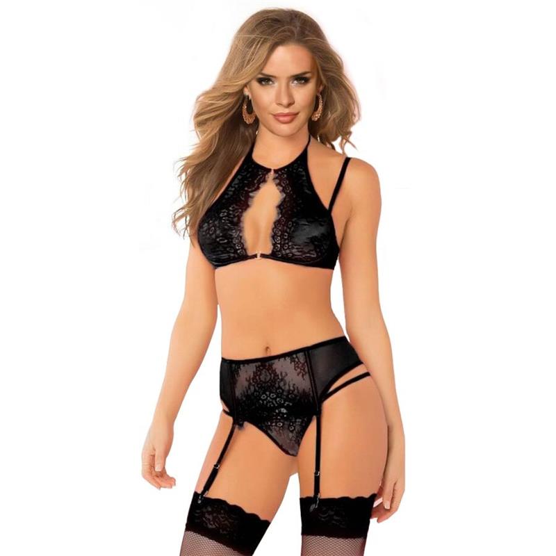 BRA + GARTER AND THONG SET SIZE S/M